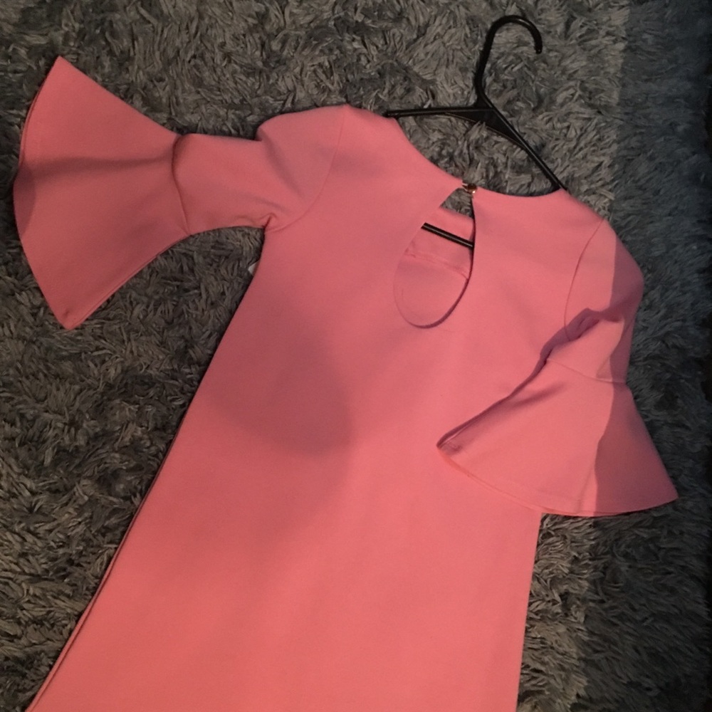 Dress - Picture 2 of 4